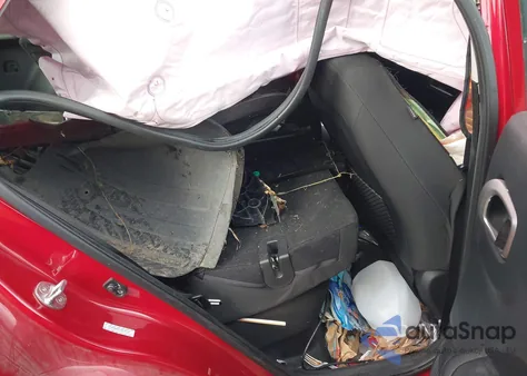 2021 Hyundai Venue Se z USA, uszkodzony, nr VIN KMHRB8A37MU070419